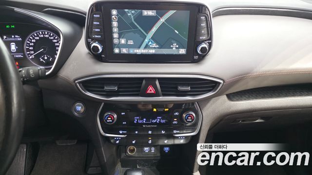 Hyundai Santafe 2019 — photo 19