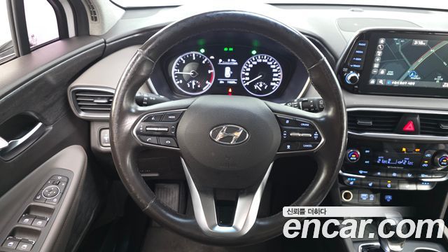 Hyundai Santafe 2019 — photo 20
