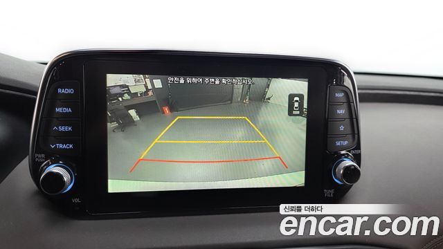 Hyundai Santafe 2019 — photo 21