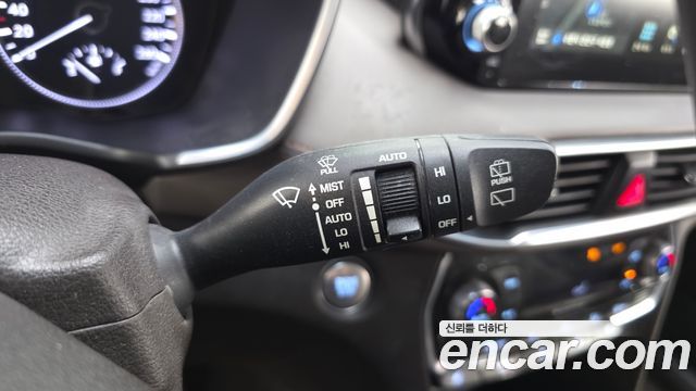 Hyundai Santafe 2019 — photo 27
