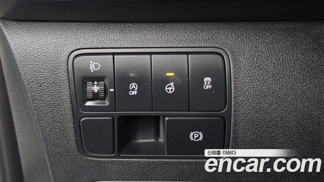 Hyundai Staria 2023 — photo 26