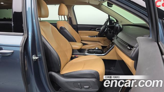 Kia Canival 2021 — photo 11