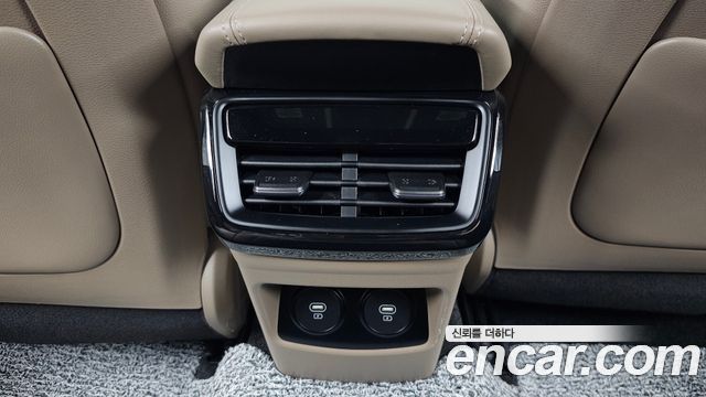 Kia K8 2023 — photo 32