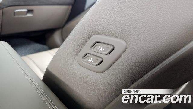 Kia K8 2023 — photo 35
