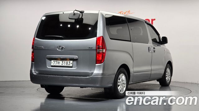 Hyundai Starex 2016 — photo 2