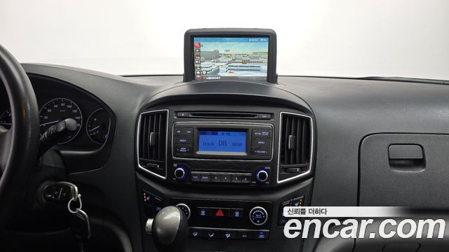 Hyundai Starex 2016 — photo 16