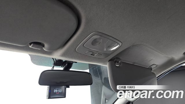 Hyundai Starex 2016 — photo 18