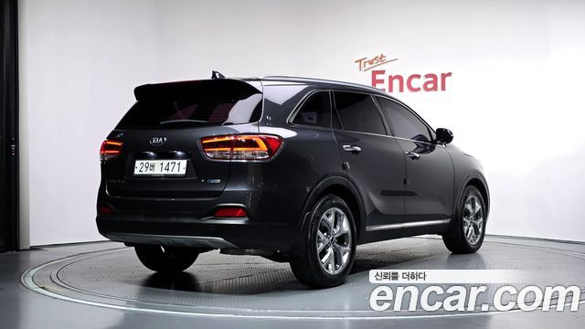 Kia Sorento 2015 — photo 2