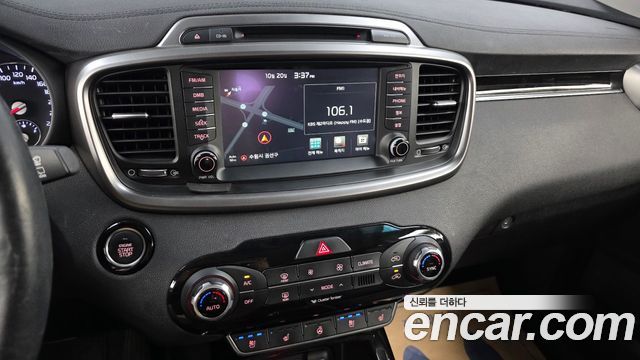 Kia Sorento 2015 — photo 19