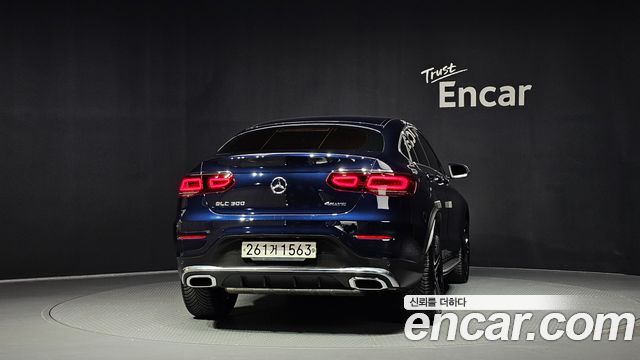 Mercedes-Benz GLC-Class 2021 — photo 4