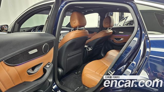 Mercedes-Benz GLC-Class 2021 — photo 17