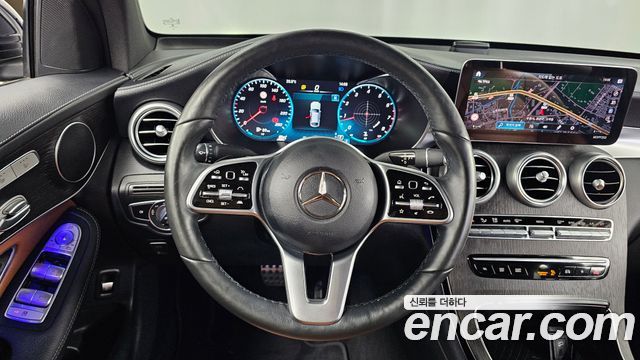 Mercedes-Benz GLC-Class 2021 — photo 19
