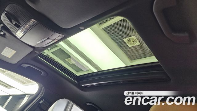 Mercedes-Benz GLC-Class 2021 — photo 21