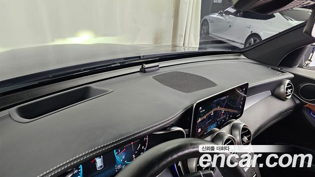 Mercedes-Benz GLC-Class 2021 — photo 30