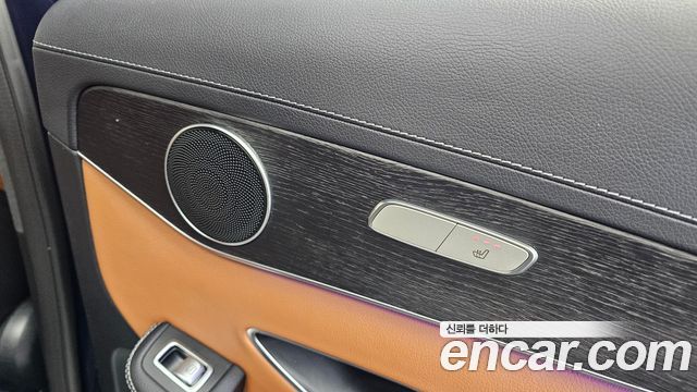 Mercedes-Benz GLC-Class 2021 — photo 34