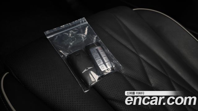 Genesis G80 2022 — photo 21