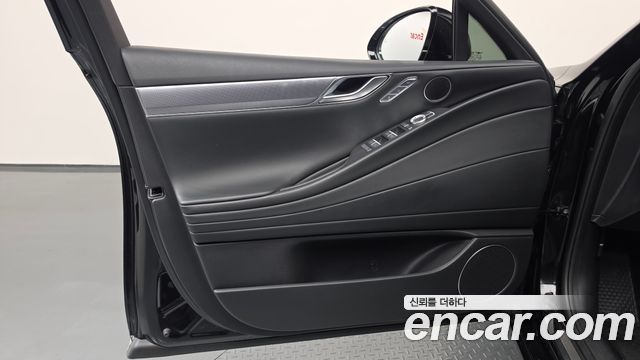Genesis G80 2022 — photo 14