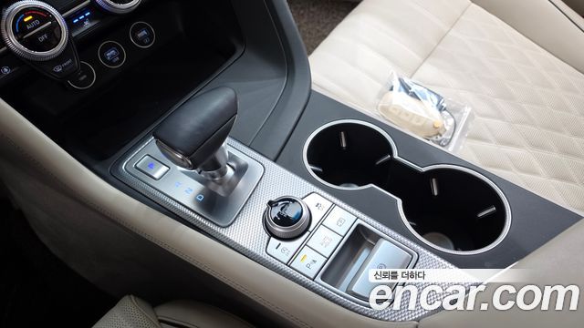 Genesis G70 2021 — photo 12