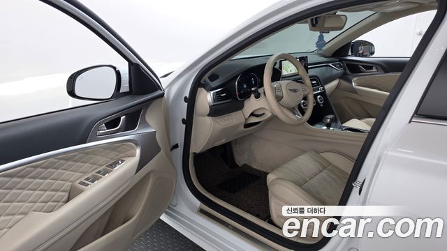 Genesis G70 2021 — photo 13