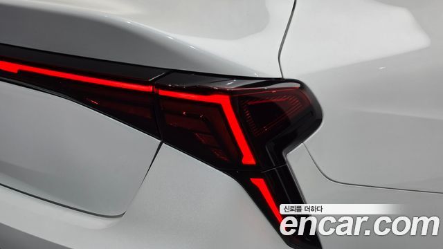 Kia K5 2026 — photo 9