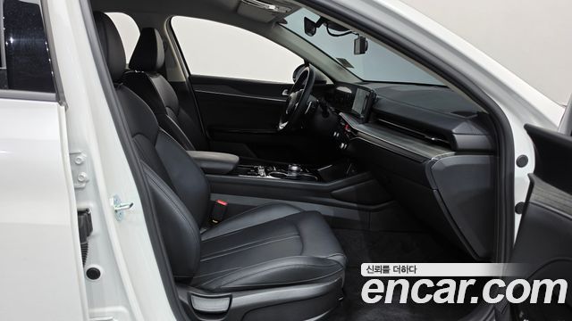 Kia K5 2026 — photo 16