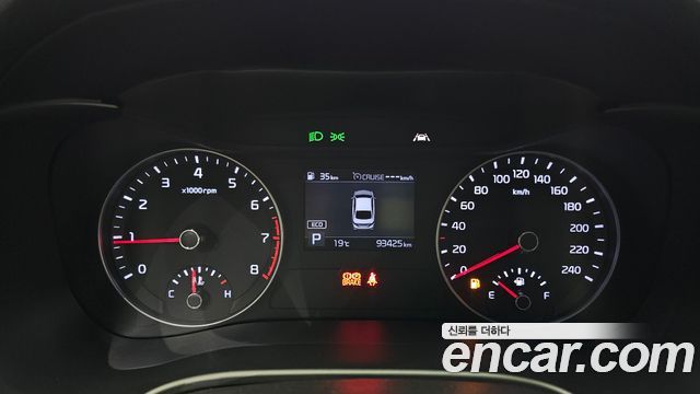 Kia K3 2020 — photo 8