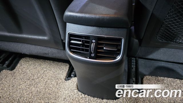Hyundai AVANTE 2016 — photo 33