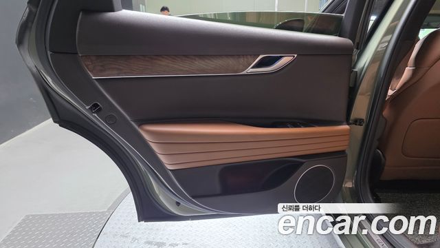 Genesis G80 2021 — photo 15