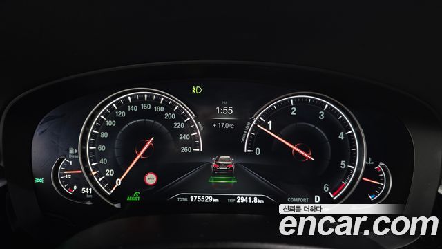 BMW 5-Series 2018 — photo 8