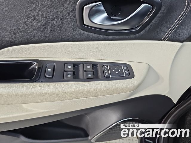 Renault Korea QM3 2018 — photo 13