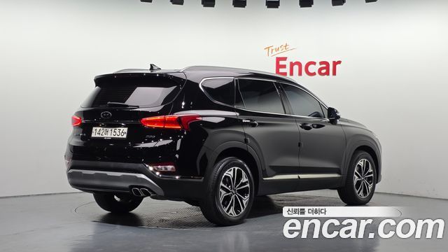 Hyundai Santafe 2019 — photo 2