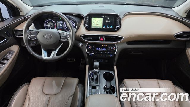 Hyundai Santafe 2019 — photo 10