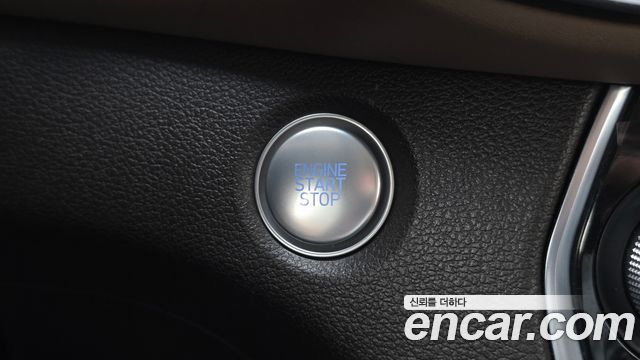 Hyundai Santafe 2019 — photo 25
