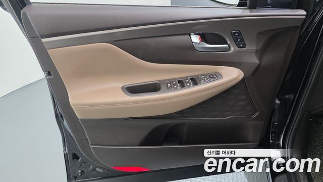 Hyundai Santafe 2019 — photo 14