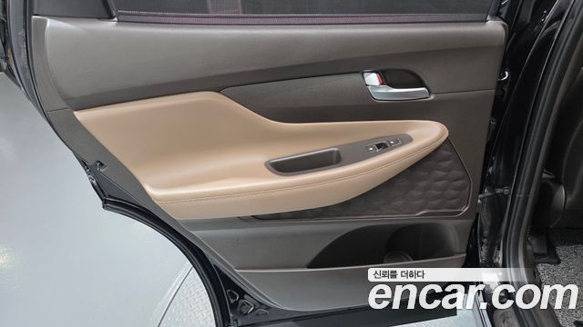 Hyundai Santafe 2019 — photo 15