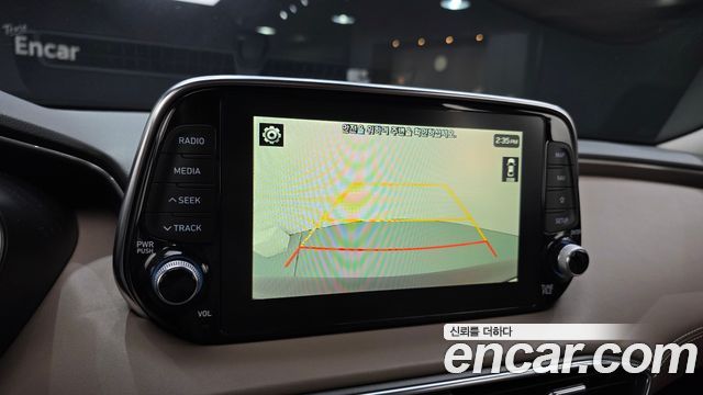 Hyundai Santafe 2019 — photo 27