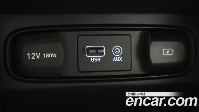 Hyundai Santafe 2019 — photo 29