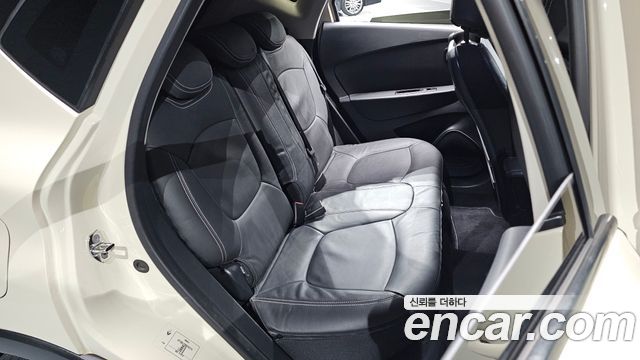 Renault Korea QM3 2016 — photo 17
