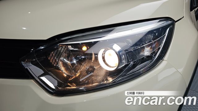 Renault Korea QM3 2016 — photo 8