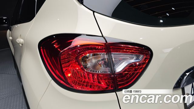 Renault Korea QM3 2016 — photo 9