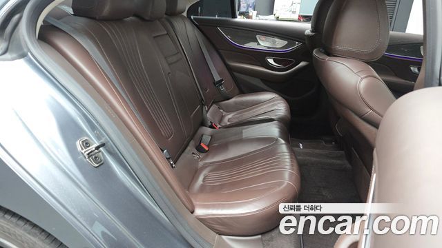 Mercedes-Benz CLS-Class 2019 — photo 17