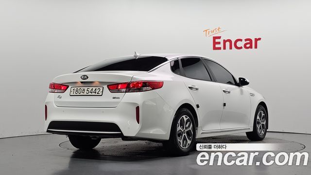 Kia K5 2020 — photo 2