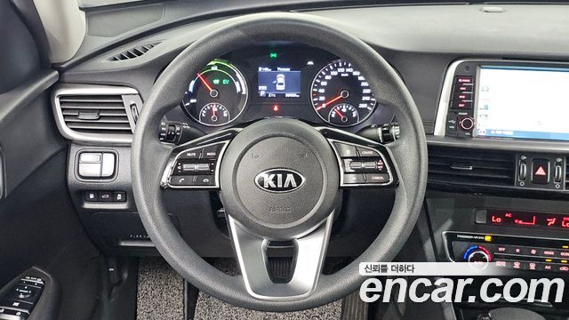 Kia K5 2020 — photo 19