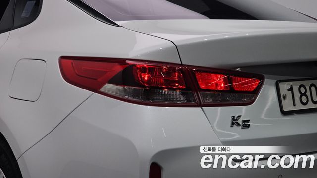 Kia K5 2020 — photo 9