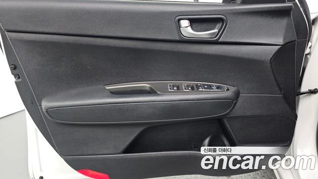 Kia K5 2020 — photo 14