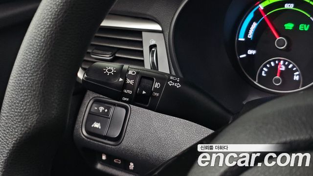 Kia K5 2020 — photo 29