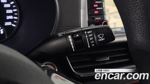 Kia K5 2020 — photo 30