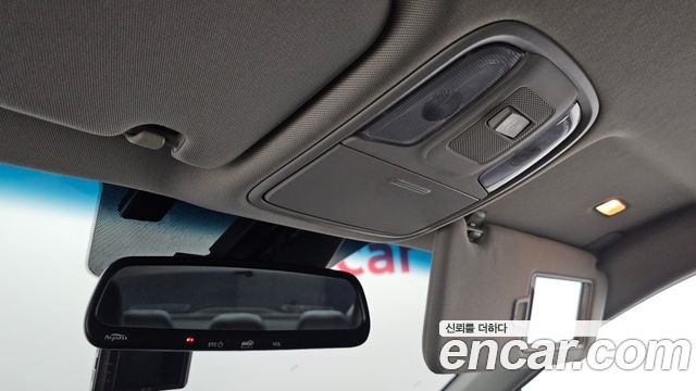 Kia K5 2020 — photo 32