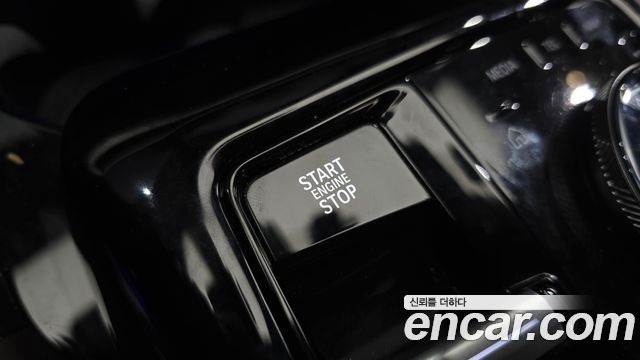 BMW 5-Series 2025 — photo 26