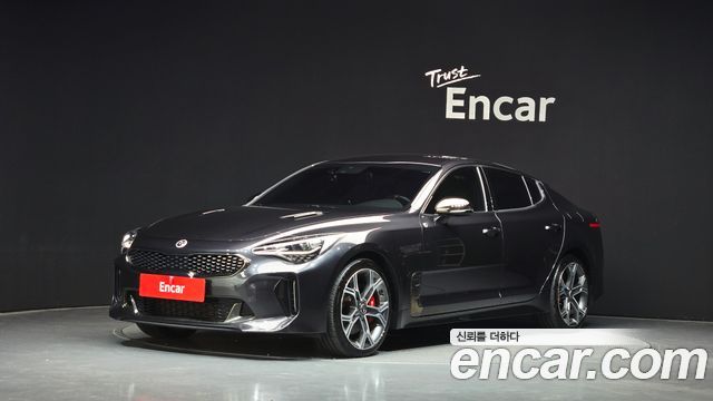 Kia Stinger 2019 — photo 1